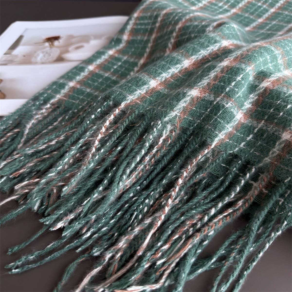 Vintage Plaid Winter Cashmere Feel Tassel Scarf_Cwasc03259