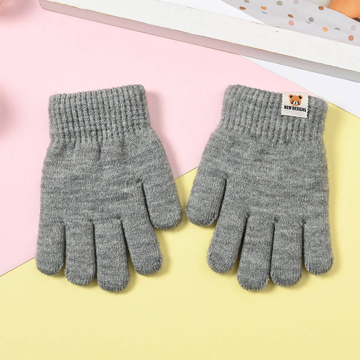 3 6 YEARS OLD CHILDRENS WARM FIVE FINGER GLOVES_CWMM1497