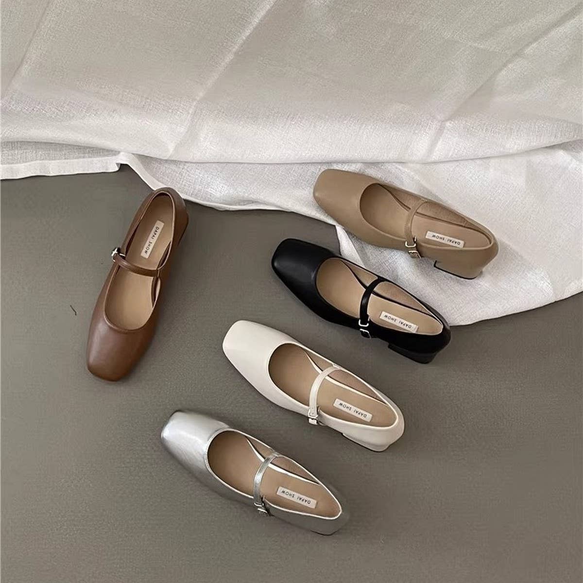 SILVER SQUARE TOE CHUNKY HEEL MARY JANE SHOES_CWSHF0053