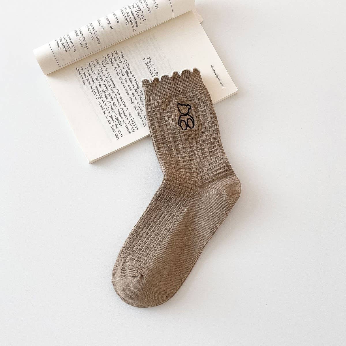 Warm Coffee Embroidered Bear Women'S Socks_Cwms1399