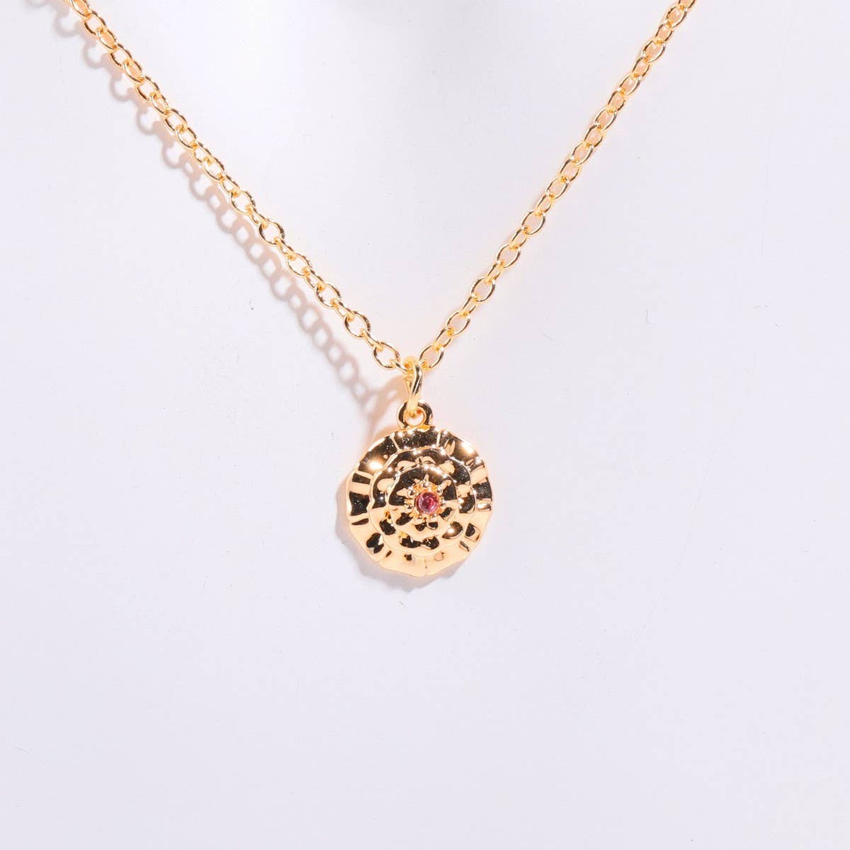 DECEMBER BIRTH FLOWER PENDANT NECKLACE_CWAJE1591