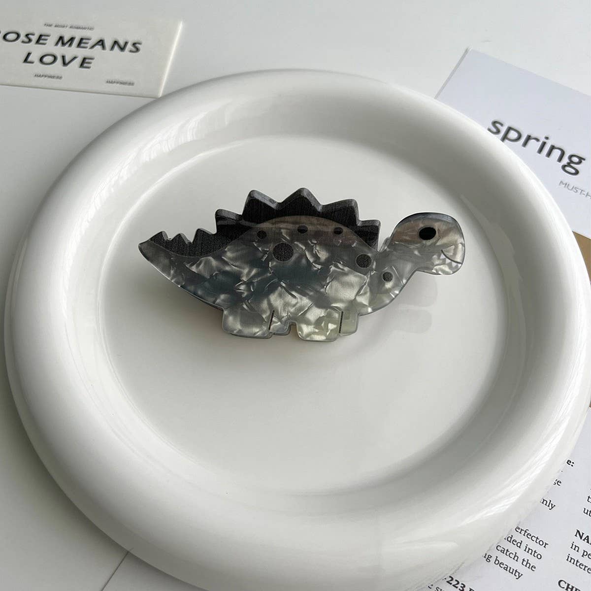 NEW COLORFUL GRADIENT DINOSAUR HAIR CLAW CLIP_CWAHA5824