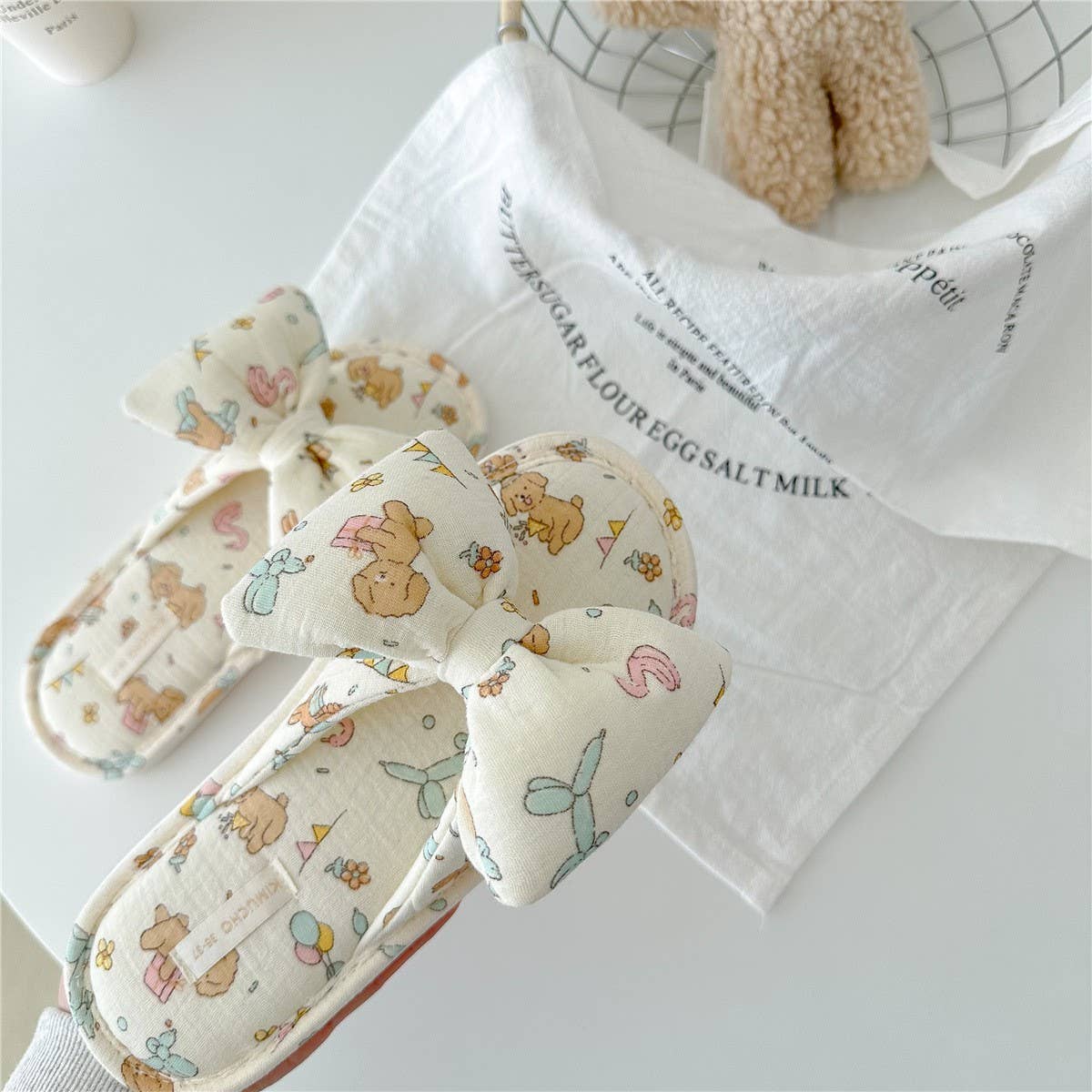 BIRTHDAY DOG BOWKNOT WOMENS HOME SLIPPERS_CWMM2971