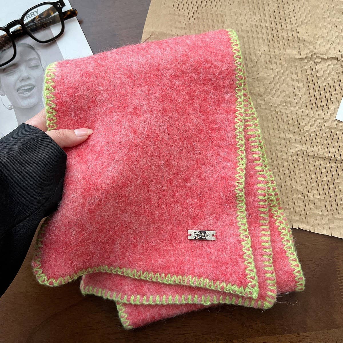 Chic Colorblock Trim Scarf ? Cozy & Soft_Cwasc03145