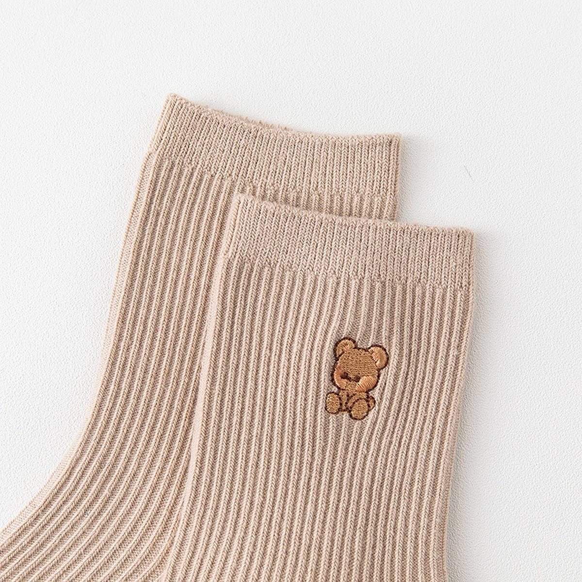 EMBROIDERED BEAR CUTE WOMENS SOCKS_CWMS1114
