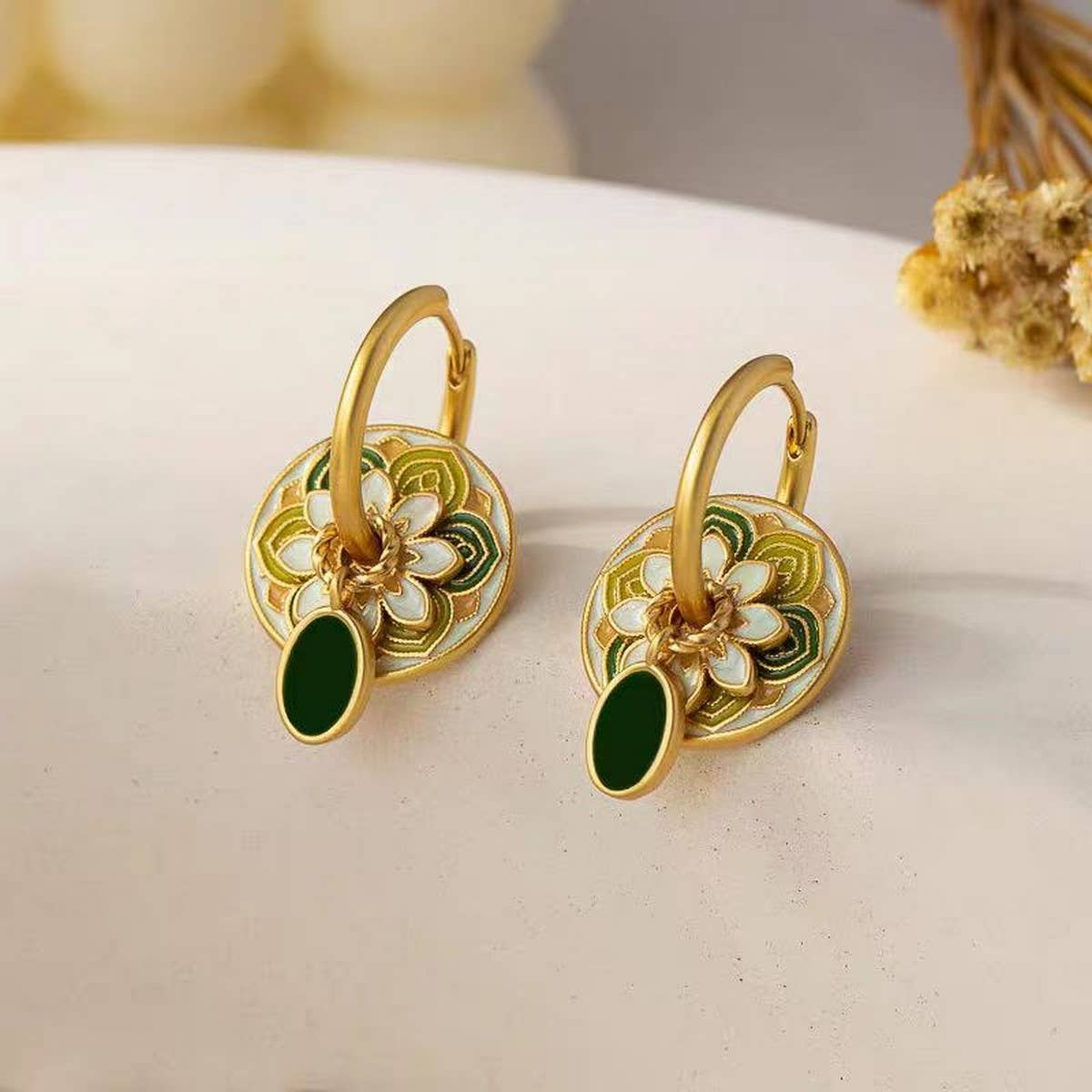 Cwaje4881_Niche Retro High-End Luxury Earrings