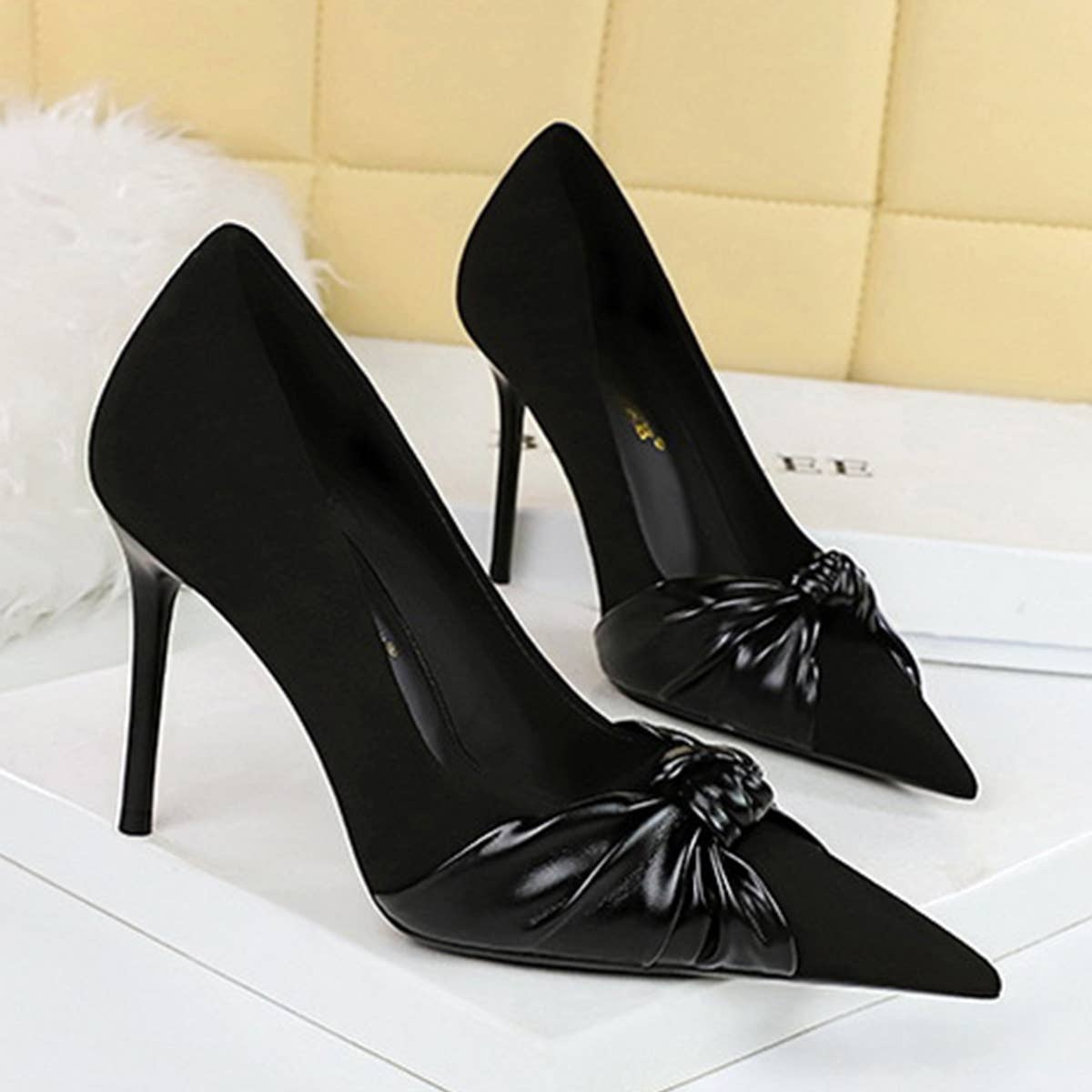 FASHIONABLE SHALLOW BOW HIGH HEELS_CWSHH0082