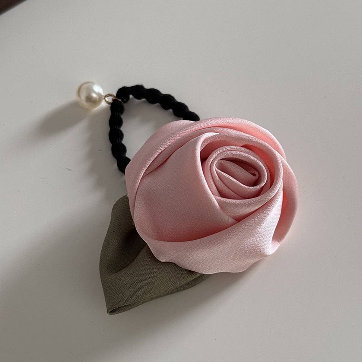 HIGH END THREE DIMENSIONAL ROSE BUD HAIRBAND_CWAHA4690