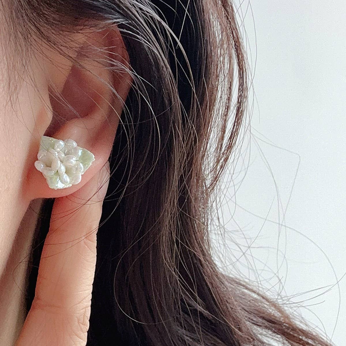 RETRO SWEET FOREST TRIANGLE EARRINGS_CWAJE1712