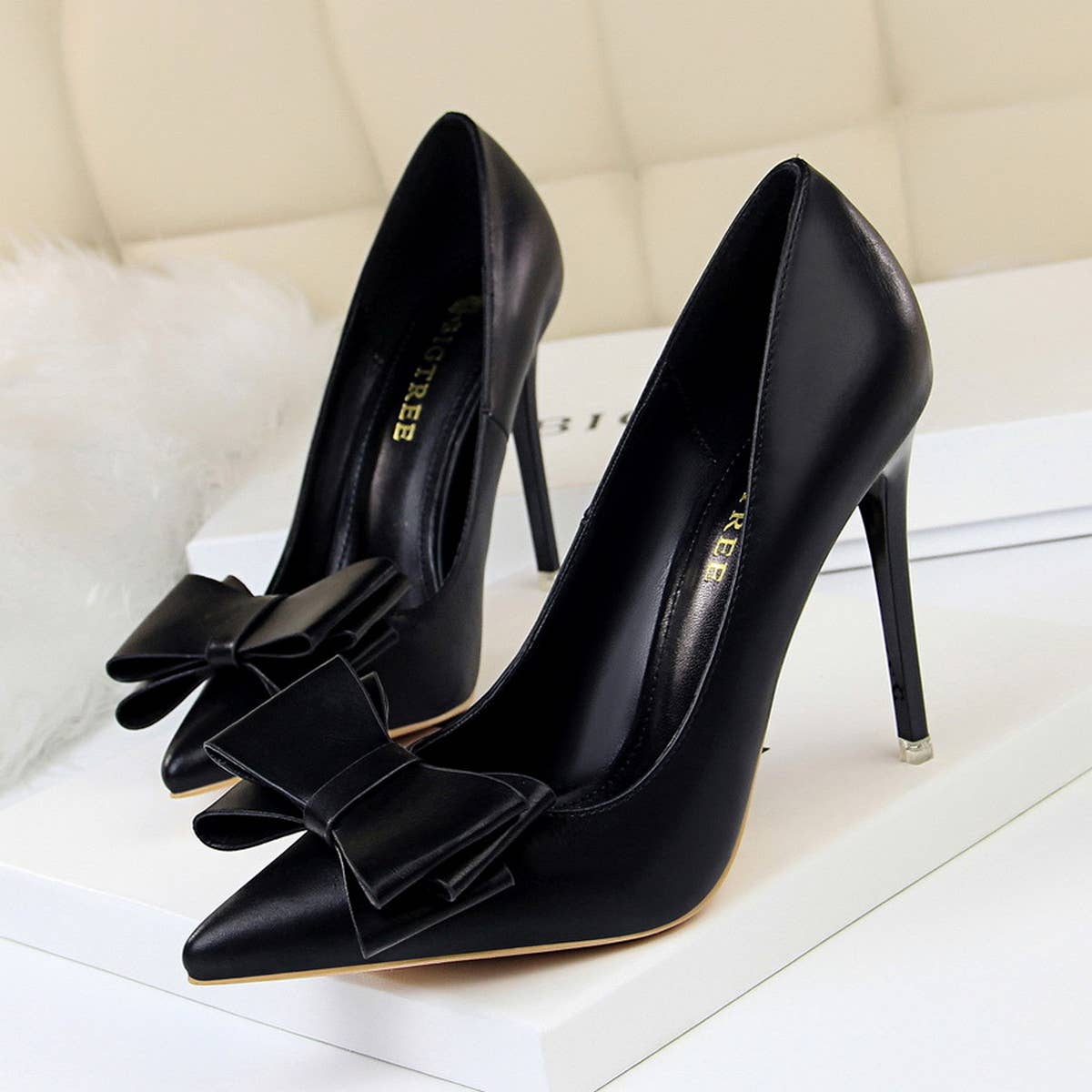 SLIM SHALLOW MOUTH POINTED BOW HIGH HEELS_CWSHH0045