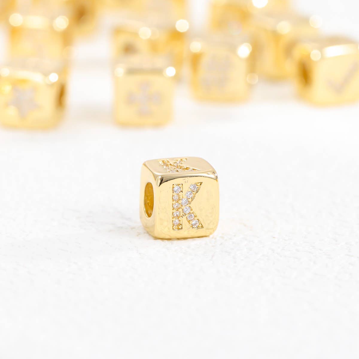 18K GOLD PLATED ZIRCONIA DICE PENDANT NECKLACE_CWMM5876