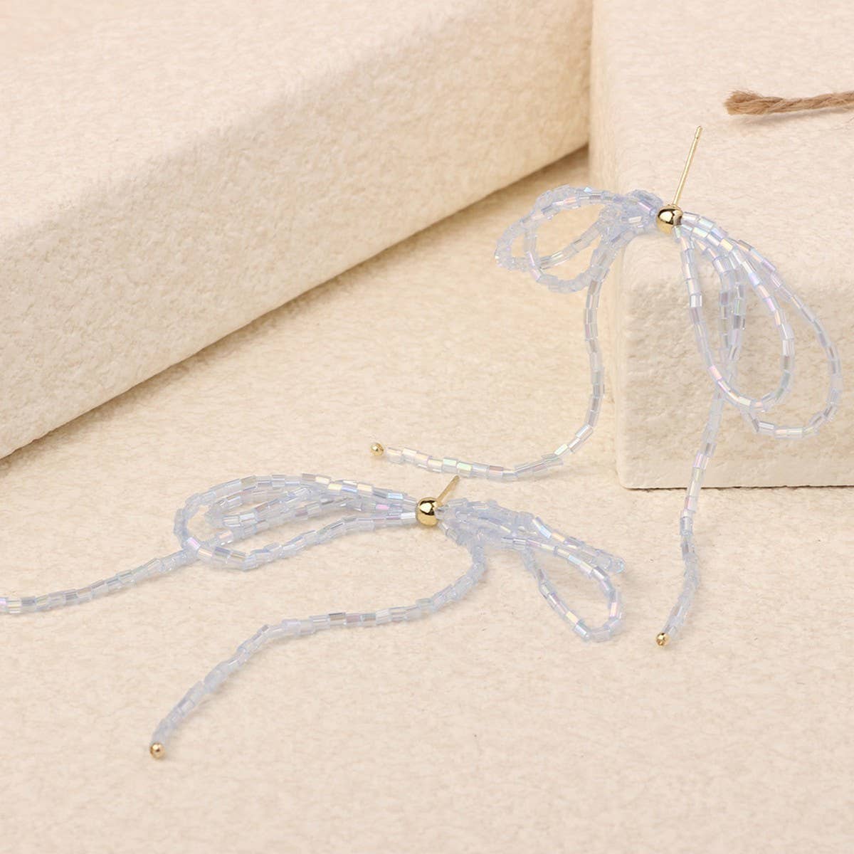 SWEET AND ELEGANT HAND WOVEN CRYSTAL EARRINGS_CWAJE4003