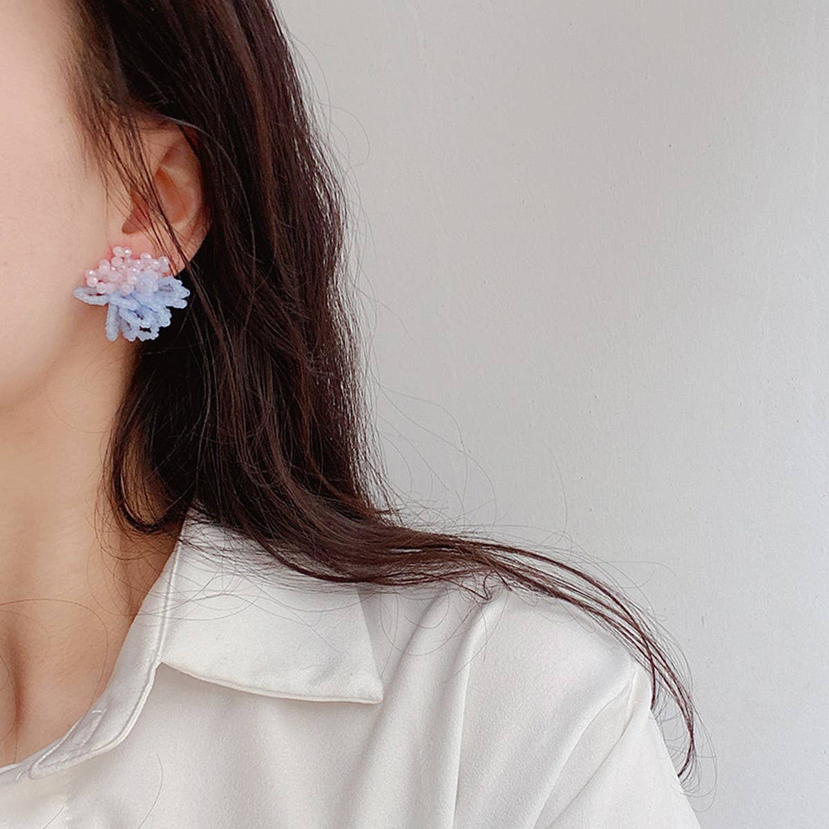 NEW CONTRAST COLOR BEADED EARRINGS_CWAJE1690