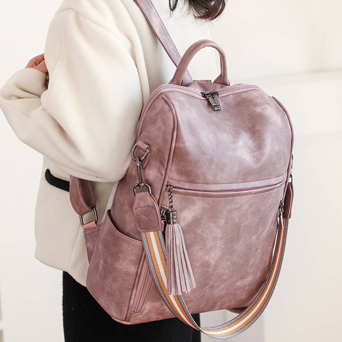 NEW RETRO LEISURE LARGE CAPACITY BACKPACK_CWAB2863