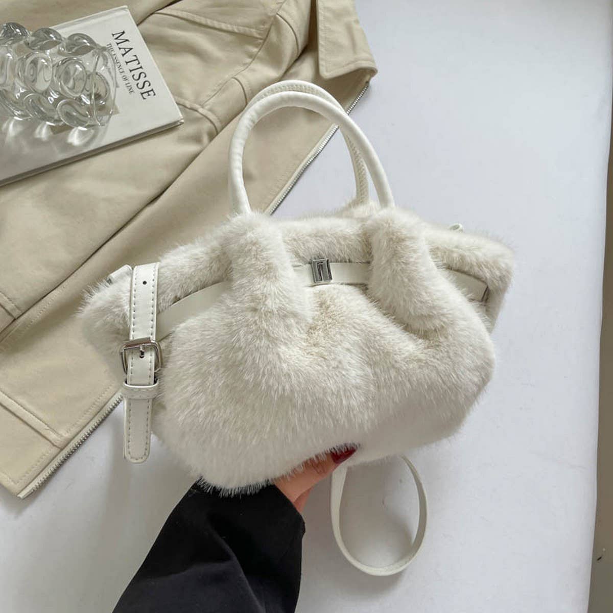 Soft Fur Bucket Bag ? Cute Crossbody Purse_Cuab00393