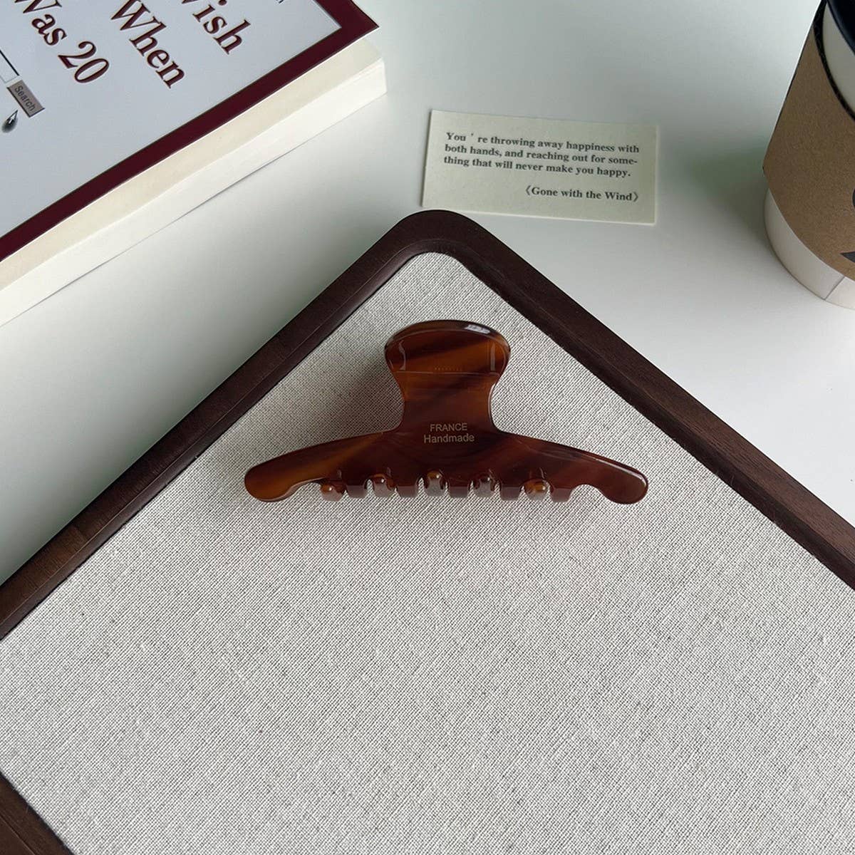 COFFEE BROWN ACETATE LARGE PAINTER STYLE HAIR CLAW_CWAHA6016