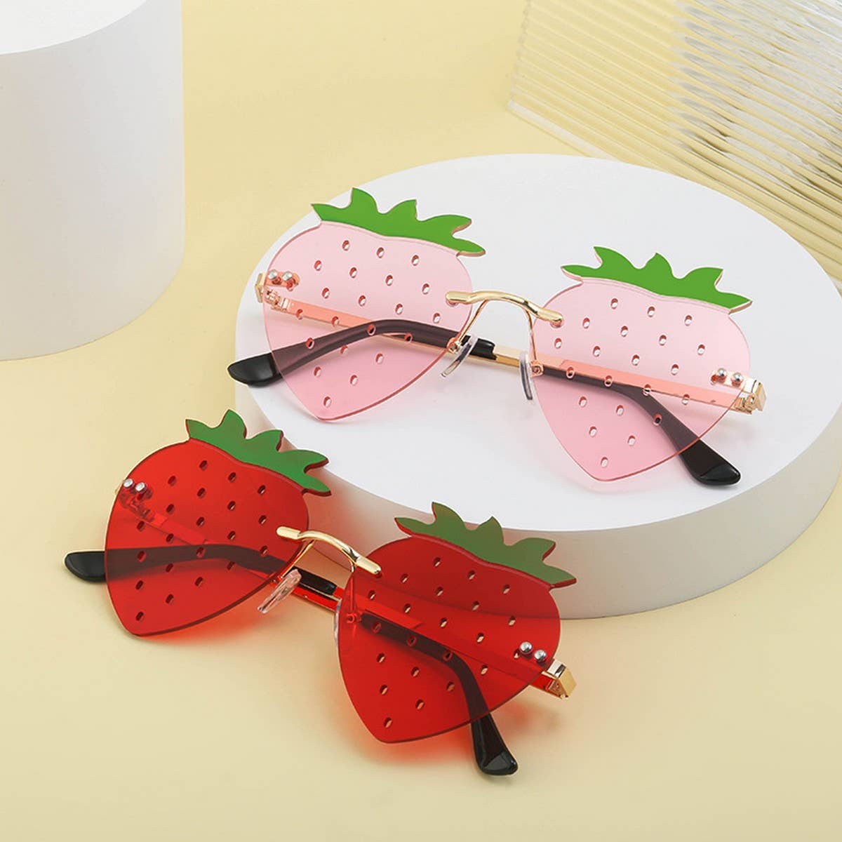PERSONALIZED FUNNY STRAWBERRY SUNGLASSES_CWASG0689