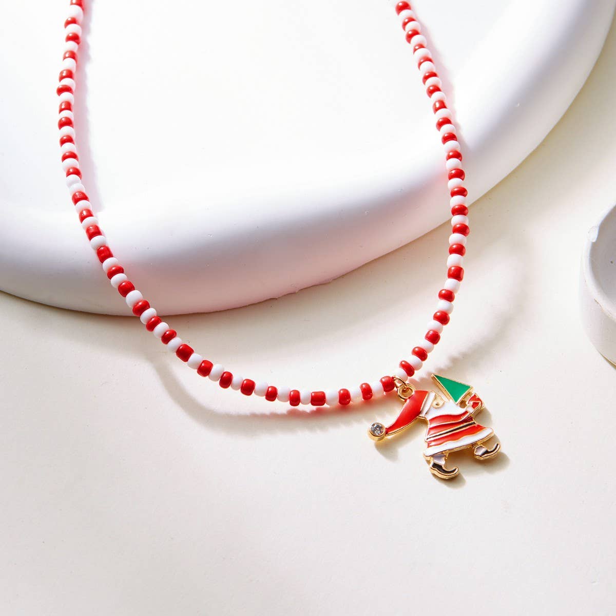 Cwaje2515_Christmas Tree Santa Claus Rice Bead Necklace