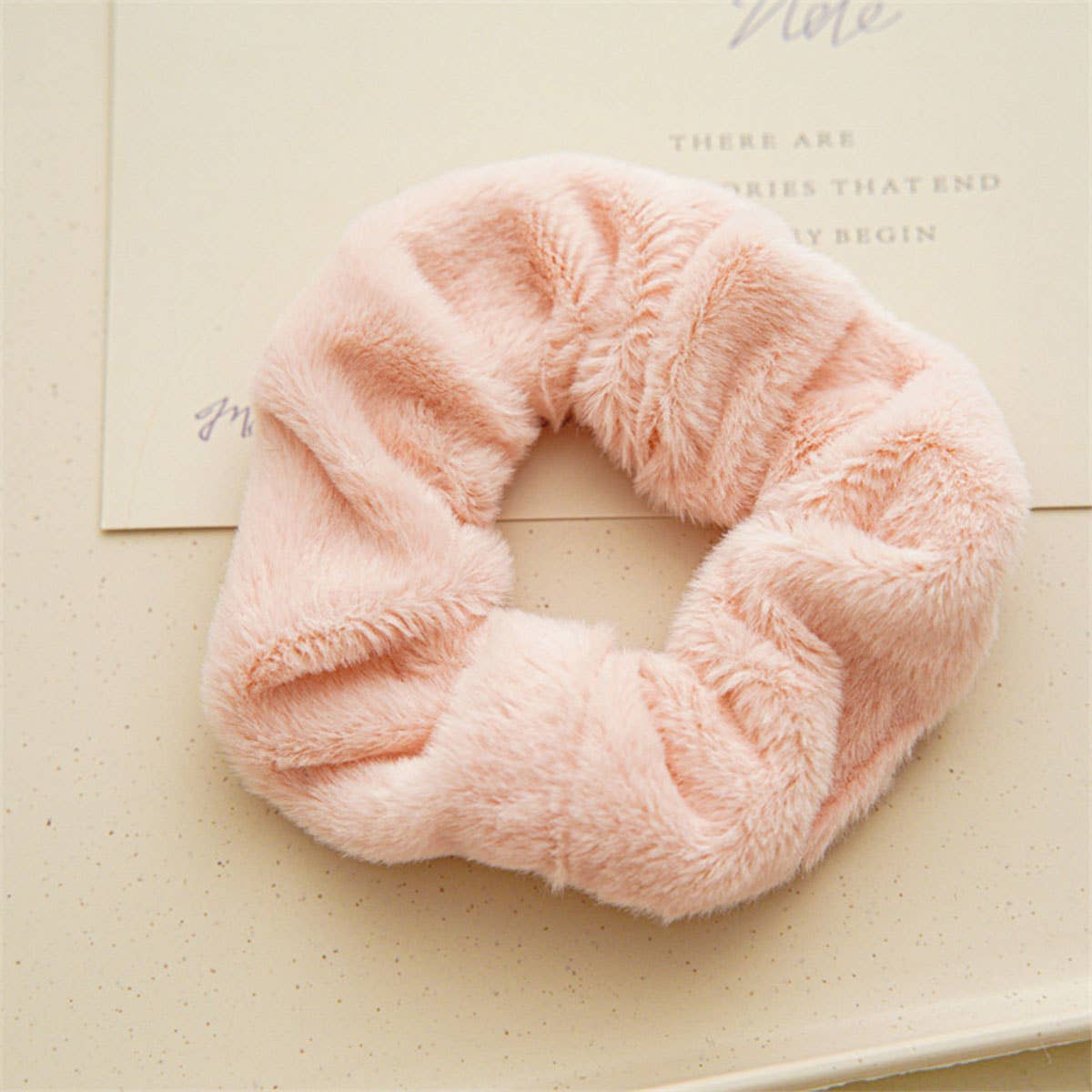 FUZZY HAIR SCRUNCHIES FOR WINTER_CWAHA0381