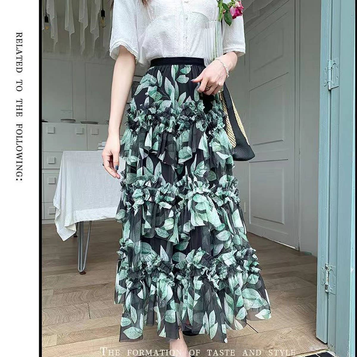 LAYERING TULLE SKIRTS WITH FLORAL PRINTS_CWBLS0400