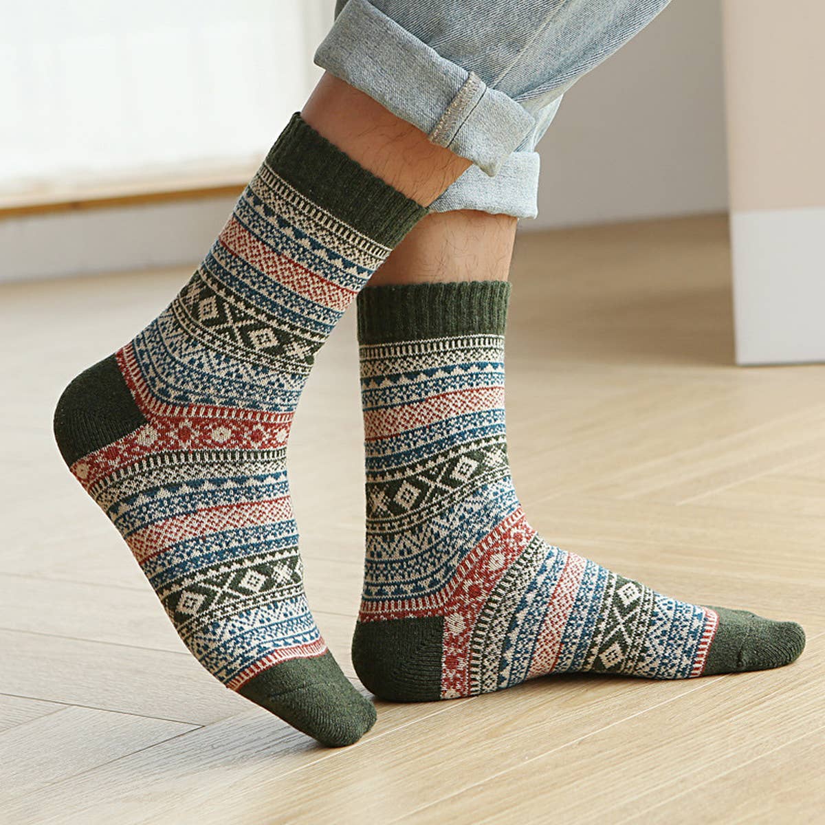 5 PAIRS OF ETHNIC STYLE SMALL DIAMOND WOOL SOCKS_CWMS0677