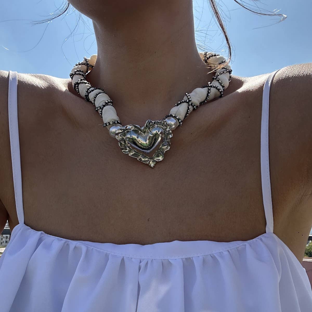 FASHIONABLE WOVEN FABRIC PEARL NECKLACE_CWMM3144