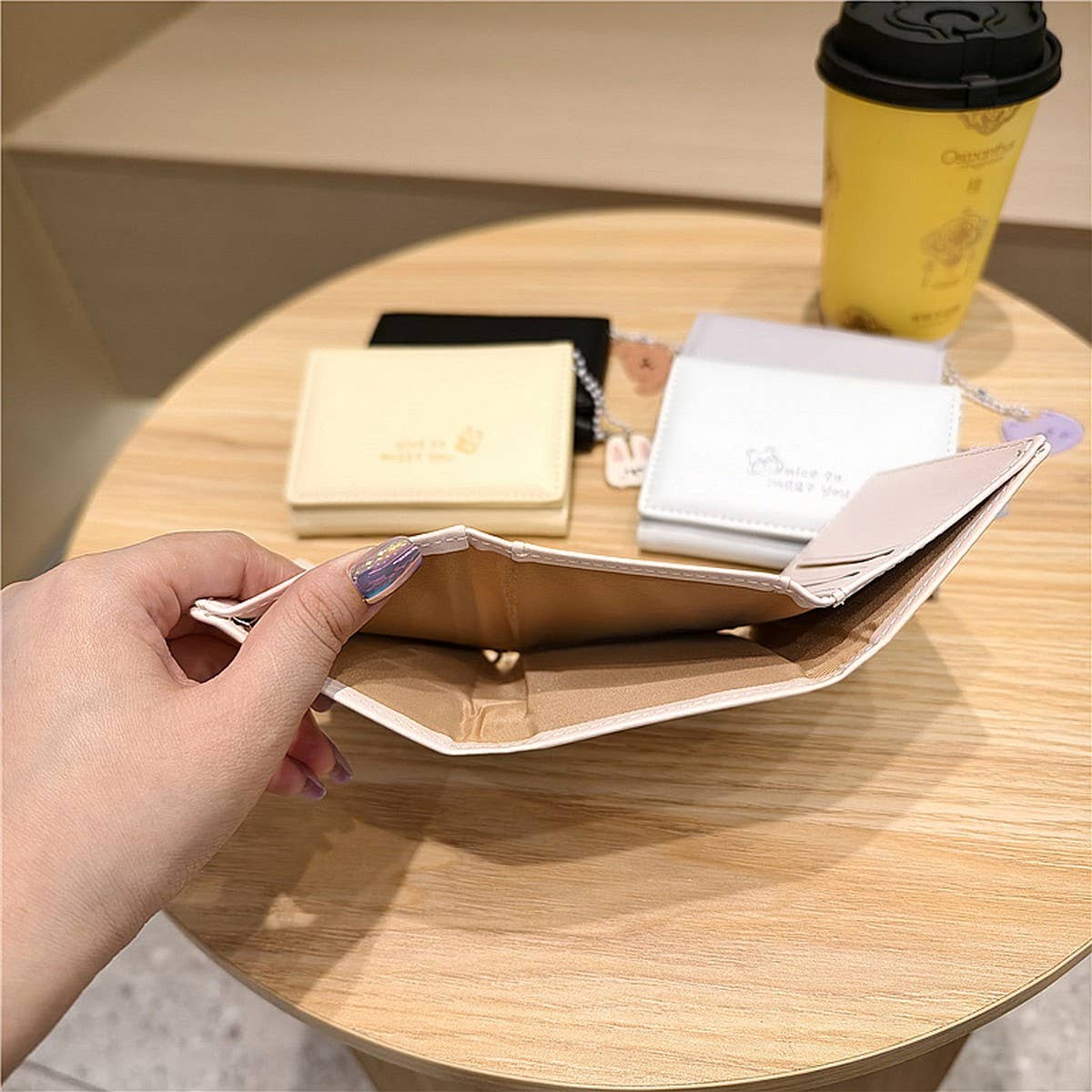 Cute Cartoon Pendant Mini Trifold Wallet_Cwab06195