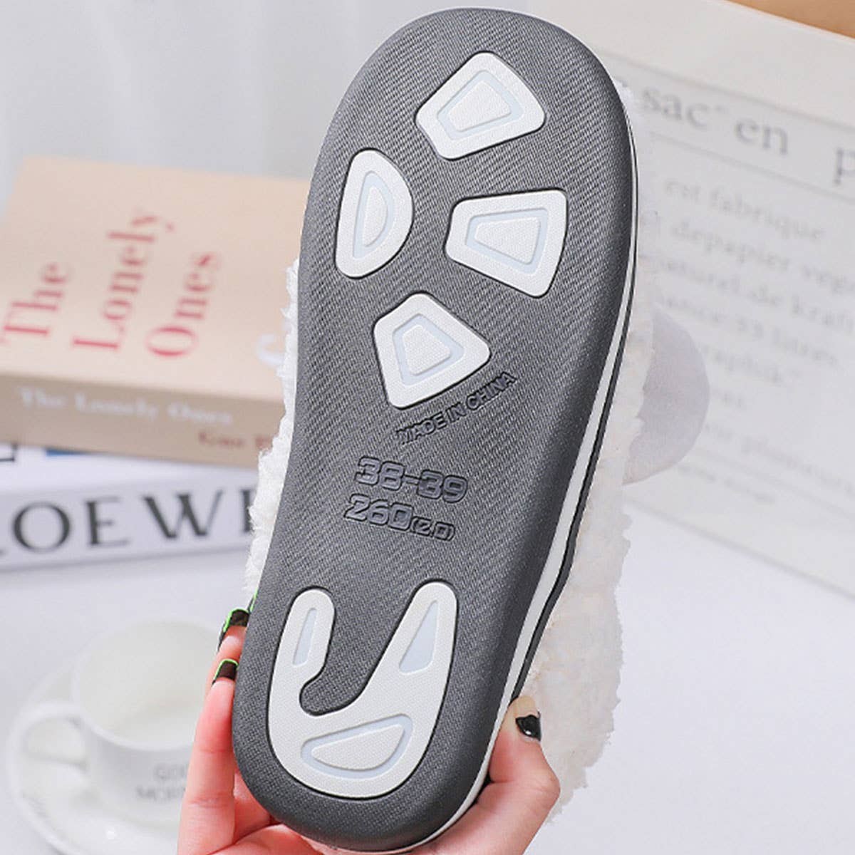 Women Cartoon Sheep Decor Fluffy Bedroom Slippers_Cwshs0241