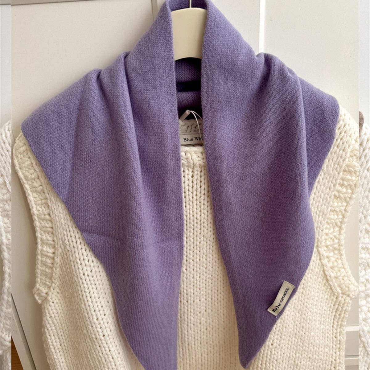 100% Wool Knit Triangle Scarf Multi-Use_Cwov00277