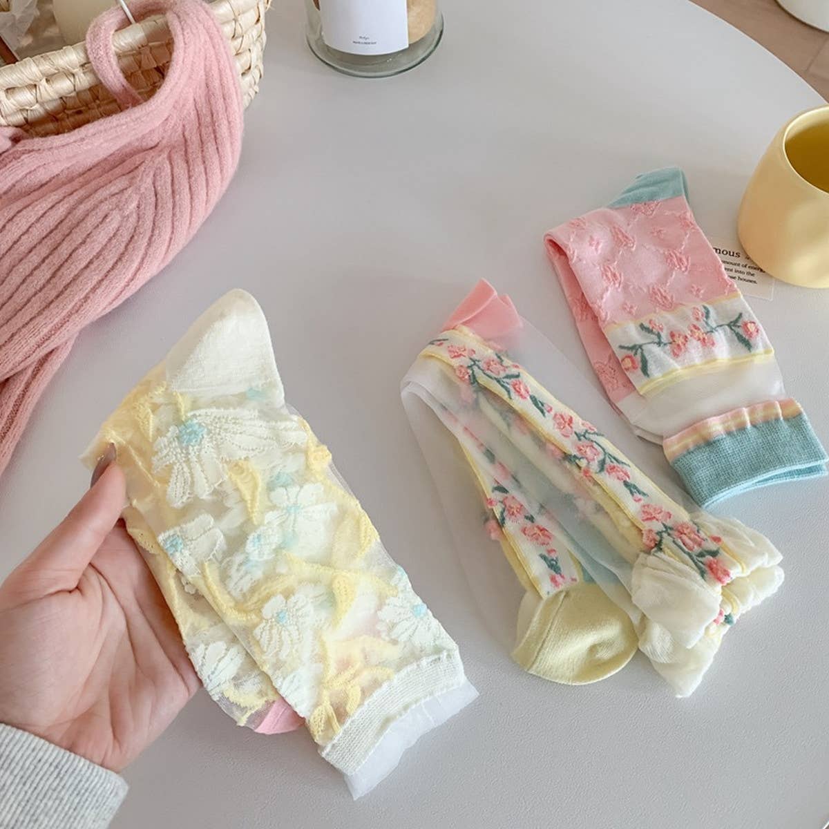 2024 NEW FASHION FLOWER TRANSPARENT SOCKS_CWMS0552