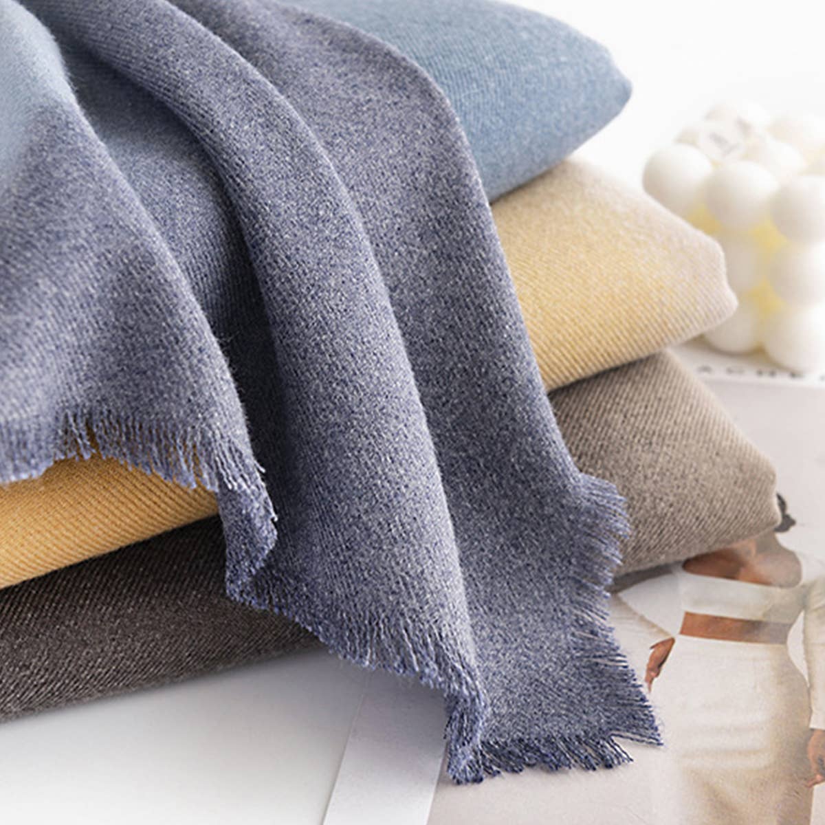 GRADIENT WINTER SCARF WARM STYLISH WRAP_CWASC0437