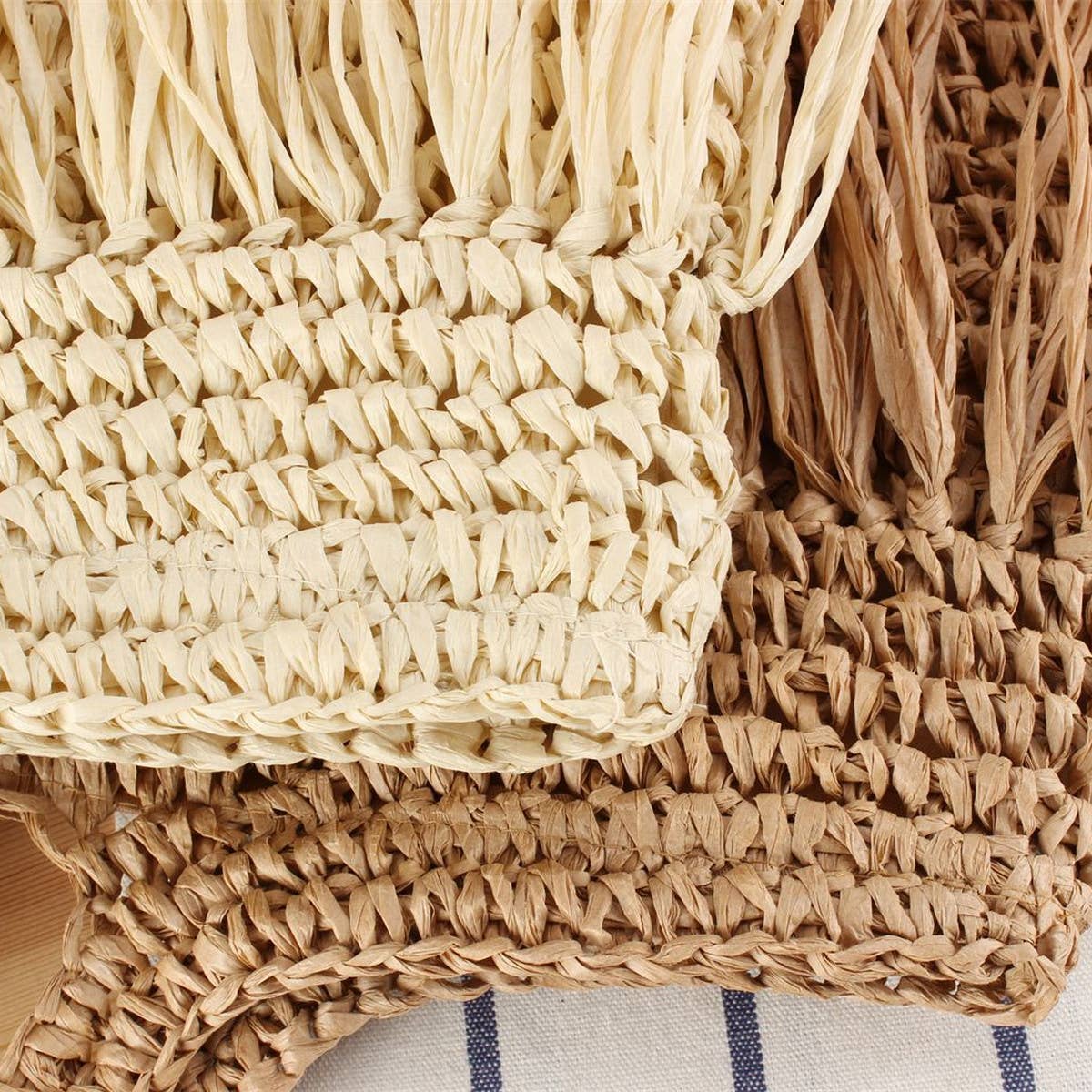 CASUAL HANDMADE TASSEL SEASIDE WOVEN BAG_CWAB2020