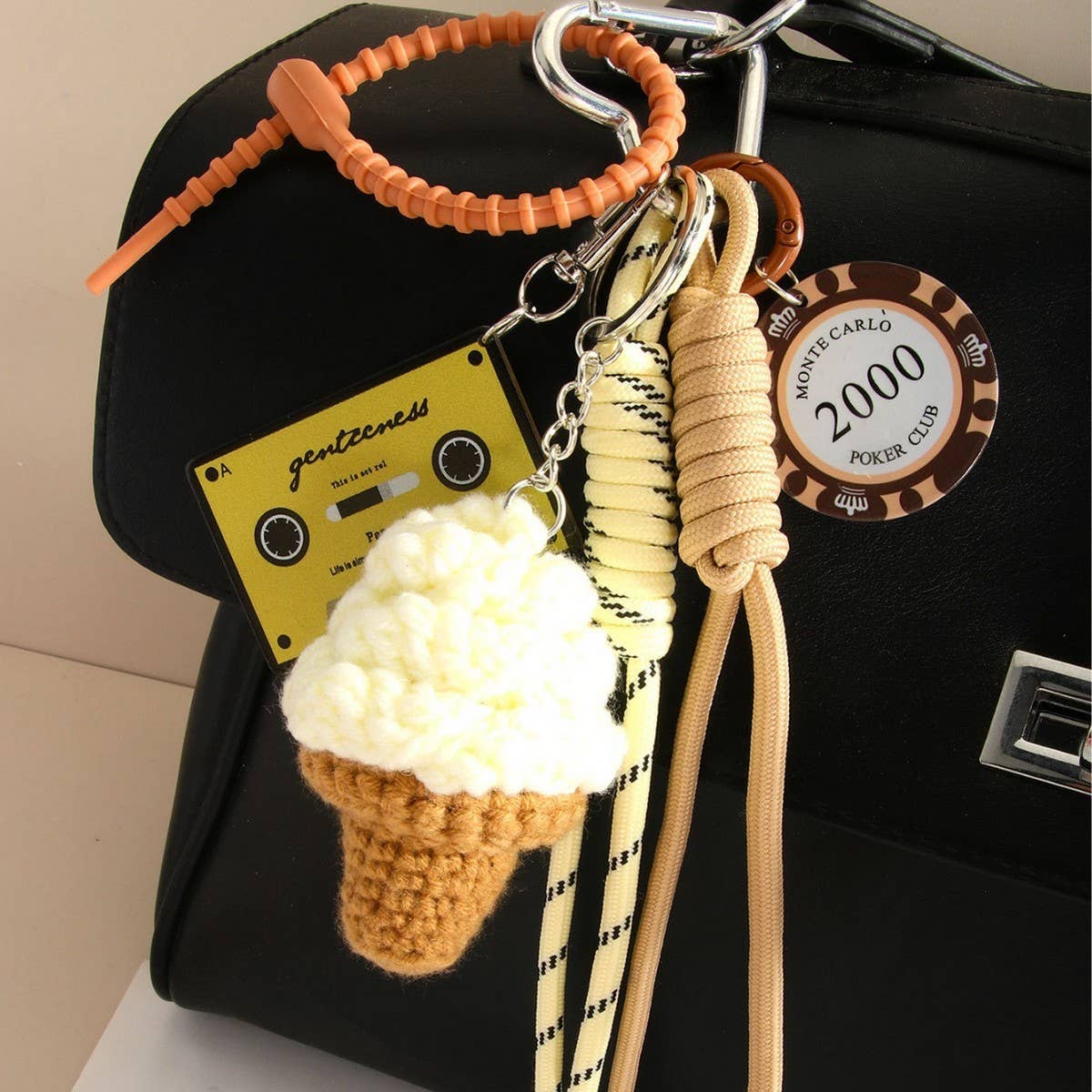 CREATIVE ICE CREAM KEYCHAIN WITH BRAIDED CORD_CWMM7647