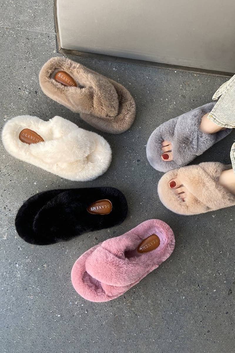 THICK SOLE CROSS STRAP FLUFFY BEDROOM SLIPPERS_CWSHS0230