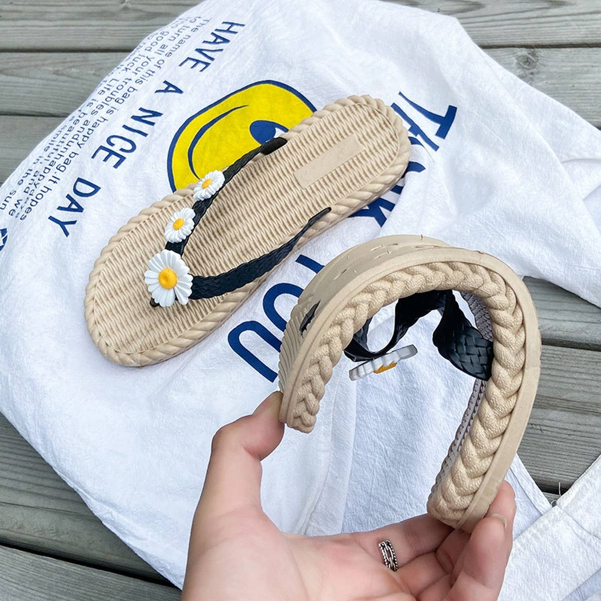 SUNFLOWER FLOWER SUMMER BEACH FLIP FLOPS_CWSHS0670