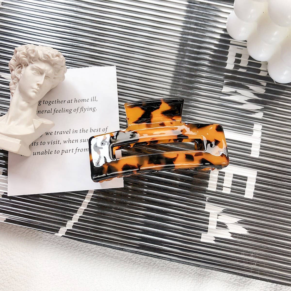 ELEGANT SQUARE HAIR CLAW MEDIUM ACETATE CLIP_CWAHA1483