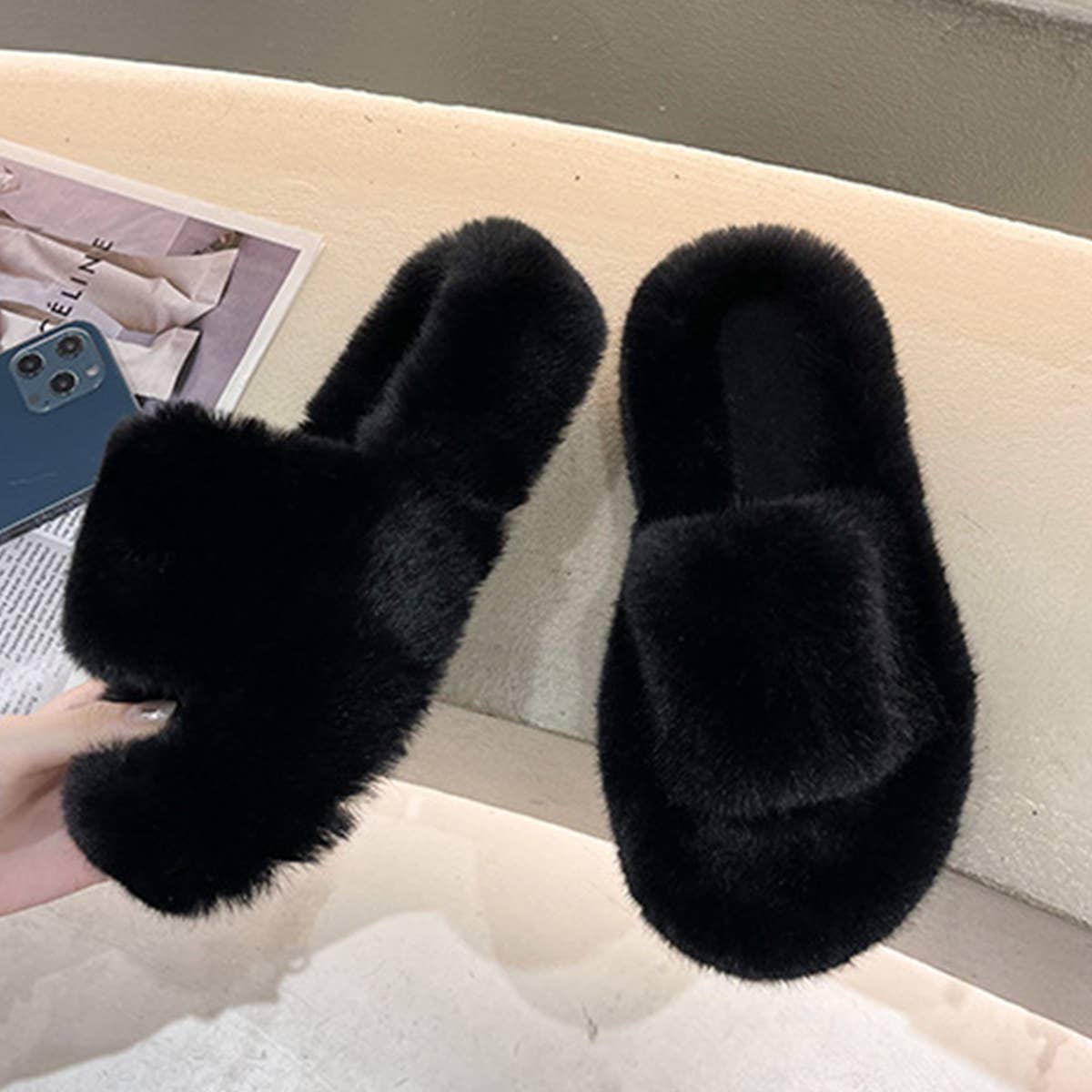 Wear Thick Bottom Of Plush Slippers Outside