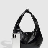 GLOSSY CLOUD SHOULDER BAG WITH MINIMALIST DESIGN_CWAB5705