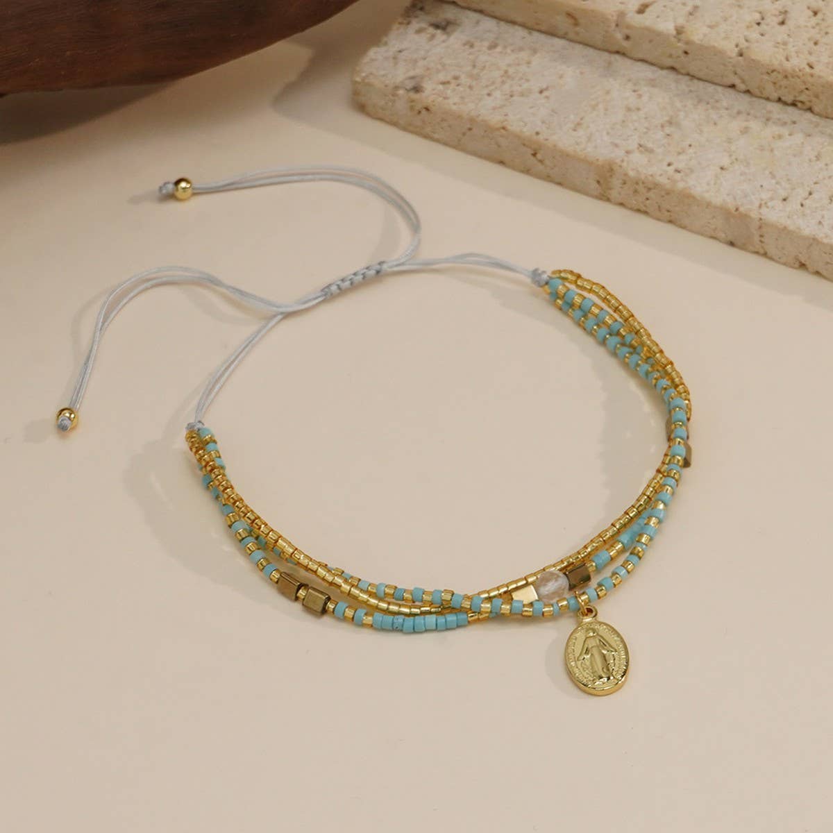 RICE BEAD HAND WOVEN MULTI LAYERED BRACELET_CWAB4633