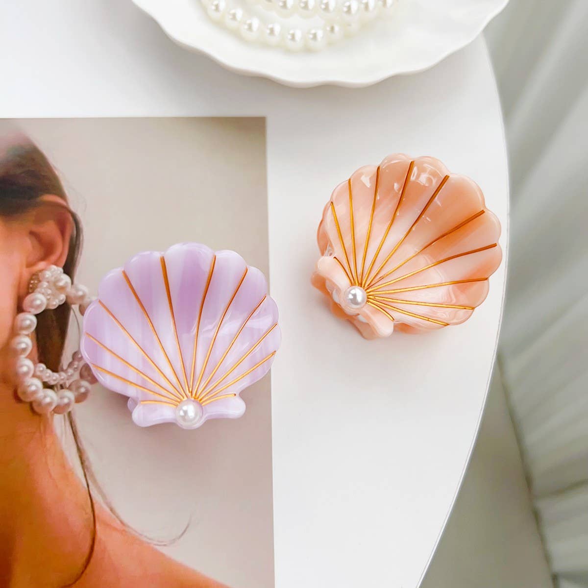 SMALL FRESH PEARL SHELL DOPAMINE AESTHETIC HAIRPIN_CWAHA1503