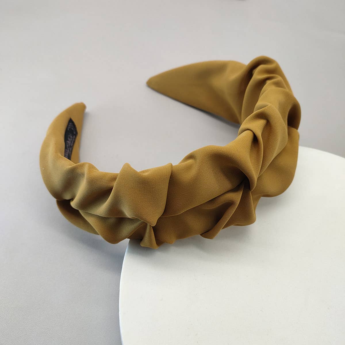 SIMPLE AND FRESH PLEATED HEADBAND_CWAHA2593