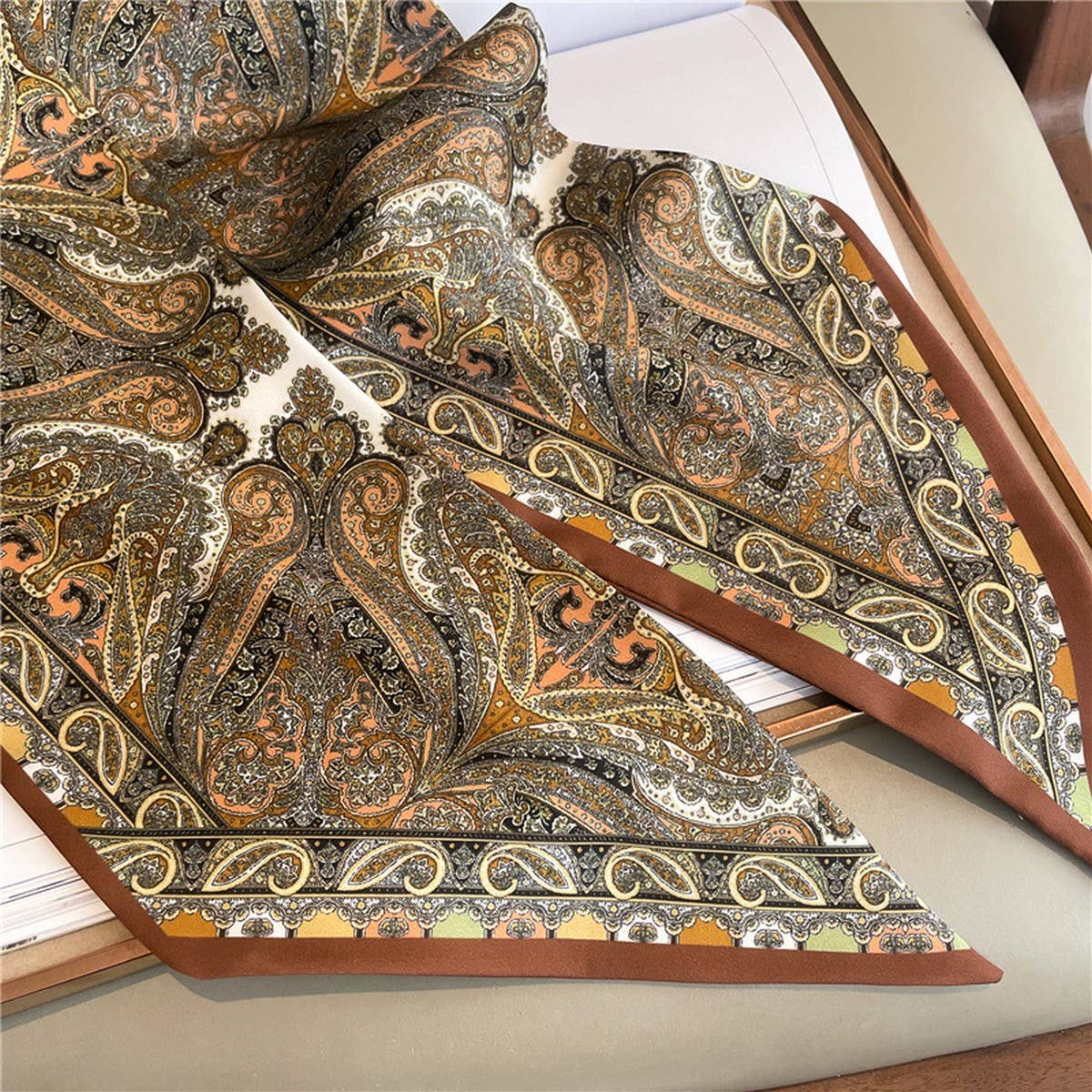 FASHIONABLE AND VERSATILE DOUBLE LAYER HEAD SCARF_CWASC1513