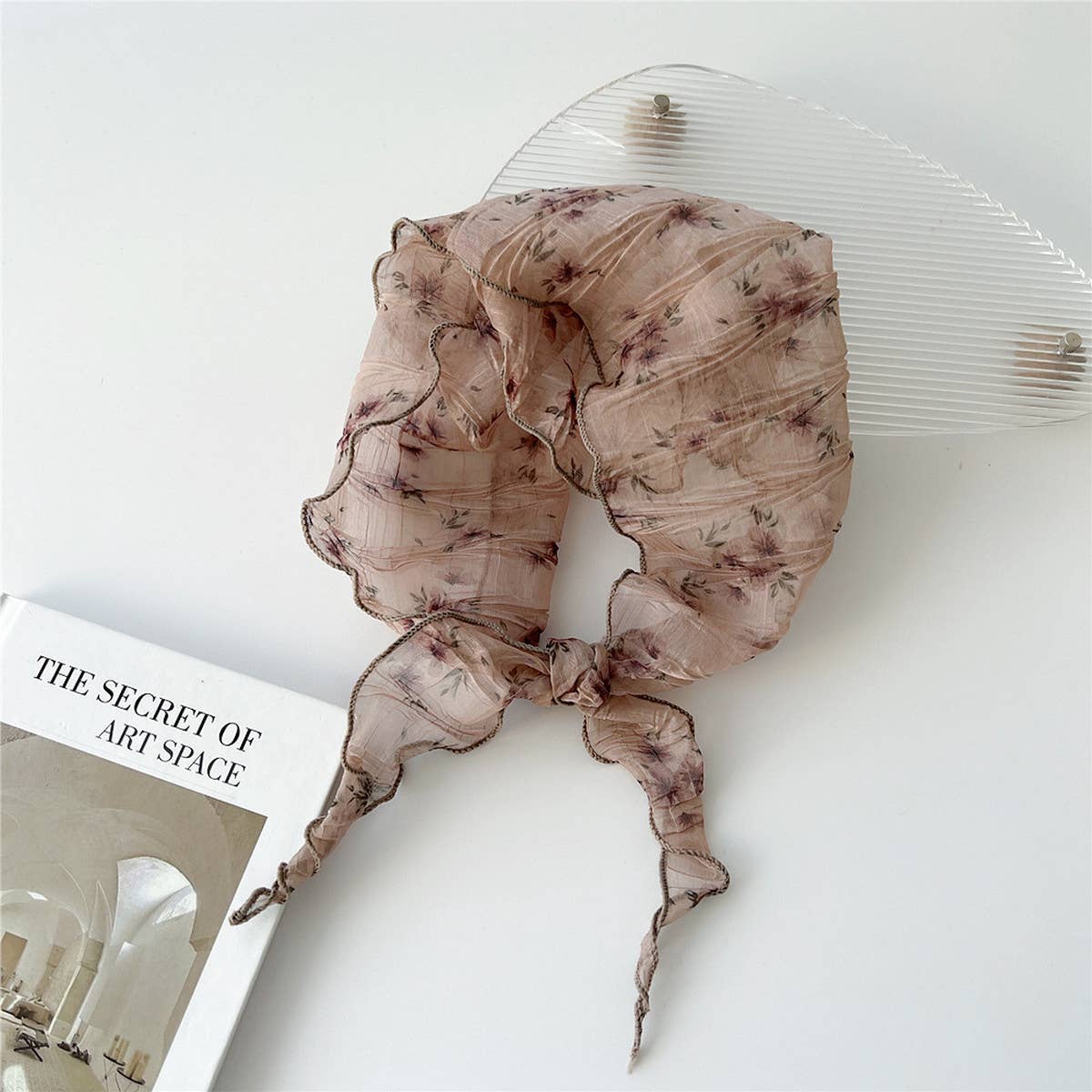 PLEATED EMBOSSED TRIANGLE SCARF CHIC NECK WRAP_CWASC0853