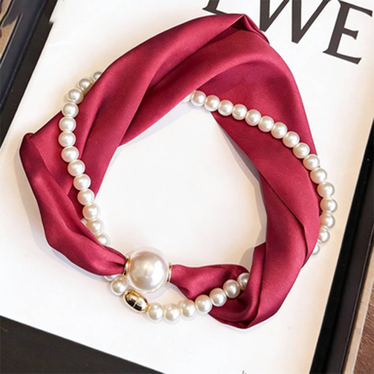 Solid Pearl Magnetic Silk Neck Scarf_Cwasc03939