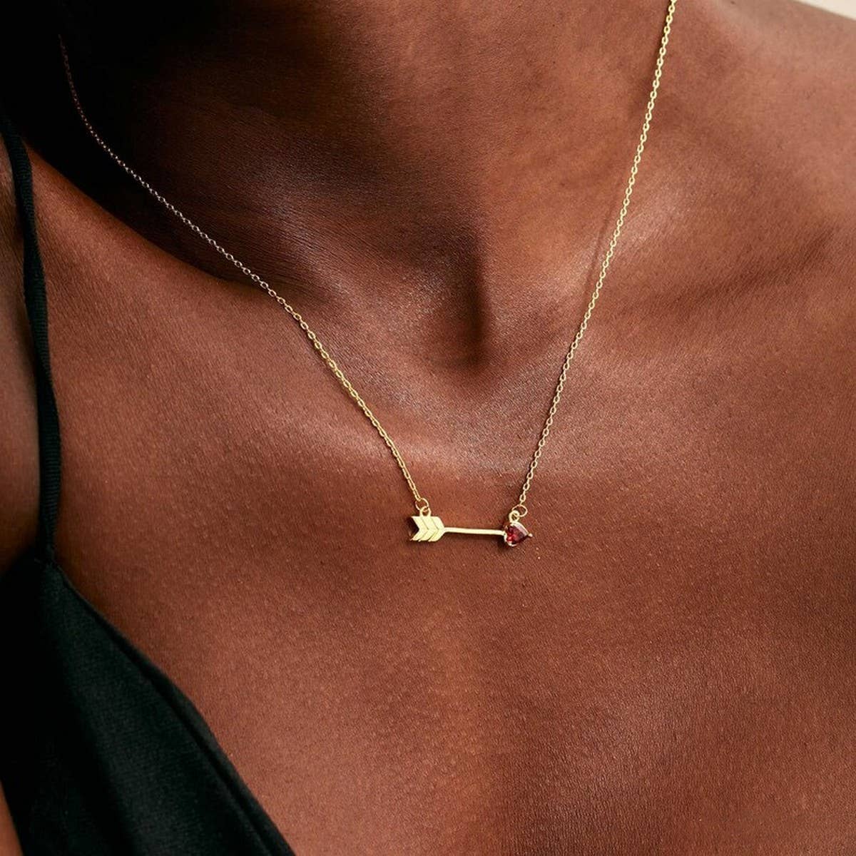 COLORFUL CREATIVE HEART PIERCING PENDANT NECKLACE_CWMM5342