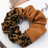 MINIMALIST BICOLOR SCRUNCHIE_CWAHA0165