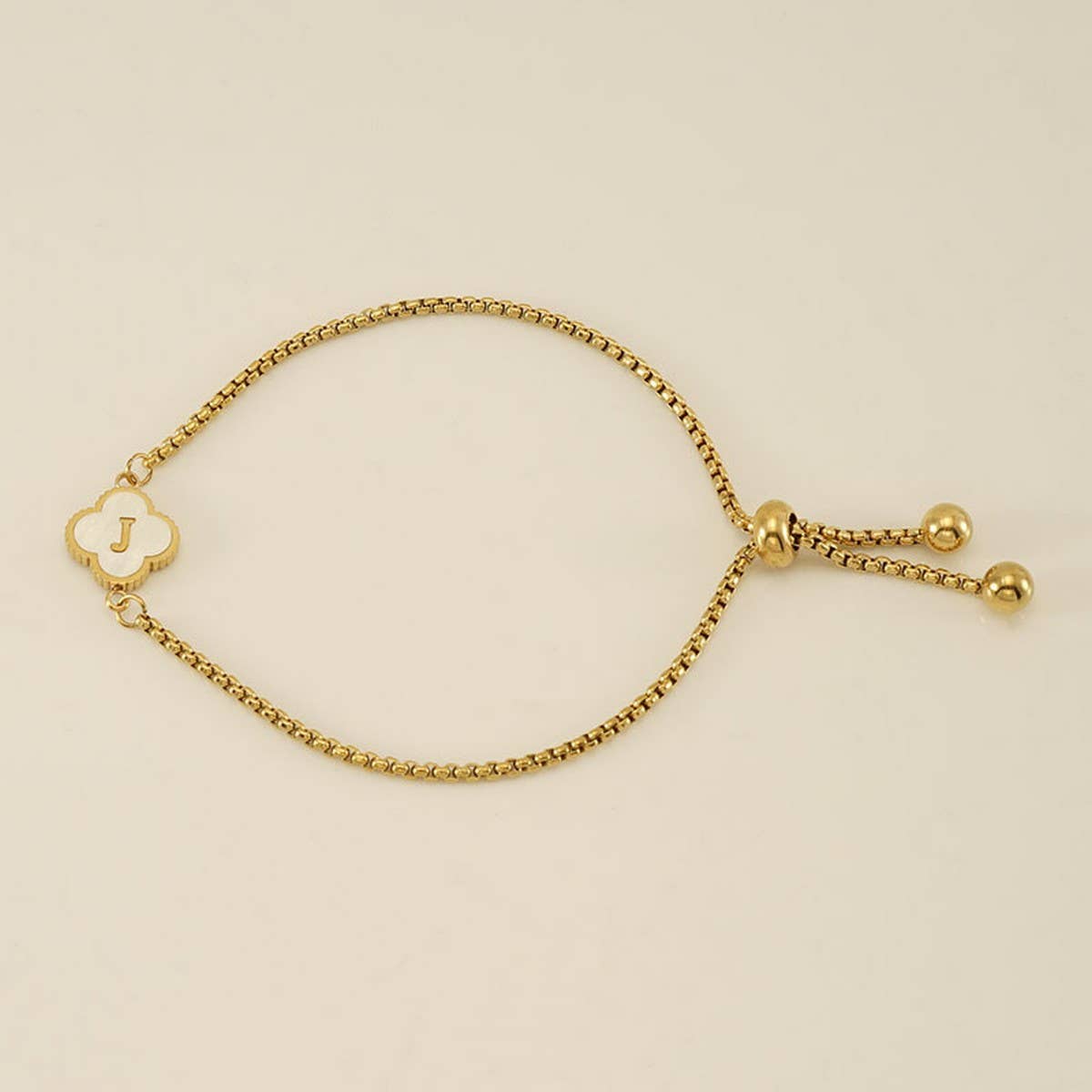 Cwaje1959_Adjustable Four Leaf Clover Letter Shell Bracelet