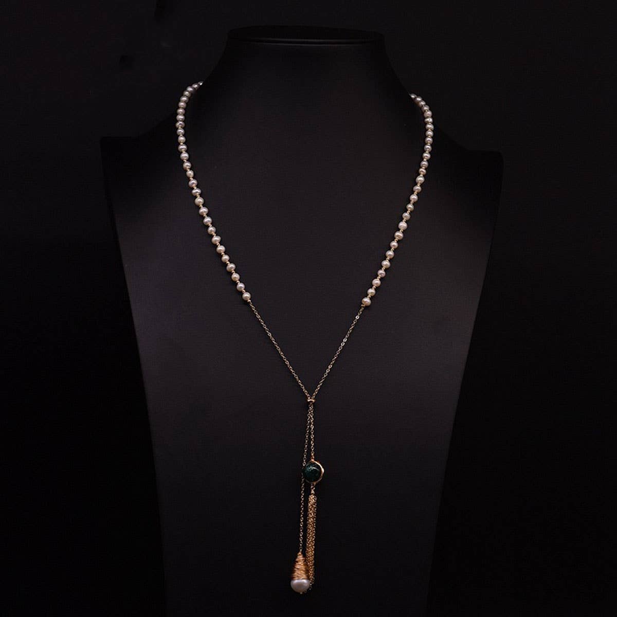 Womens Natural Freshwater Pearl Necklace