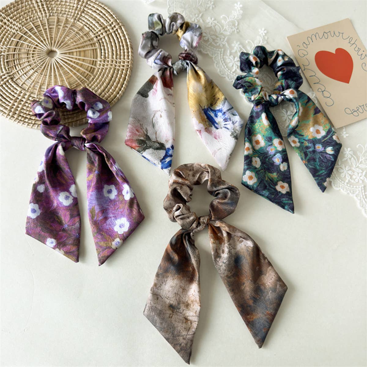 Silk Ink Print Scrunchie With Ribbon Tail_Cwaha07595