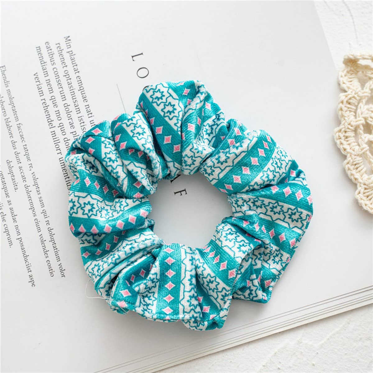 GREEN CHRISTMAS HAIR TIE SCRUNCHIES_CWAHA0429